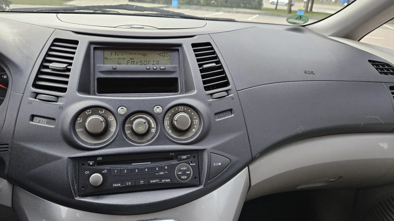 Mitsubishi Grandis 2 4 бензин  газ летни зимни гуми, снимка 12 - Автомобили и джипове - 52967034