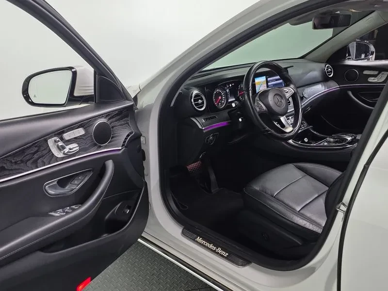 Mercedes-Benz E 220 Avantgarde - изображение 10