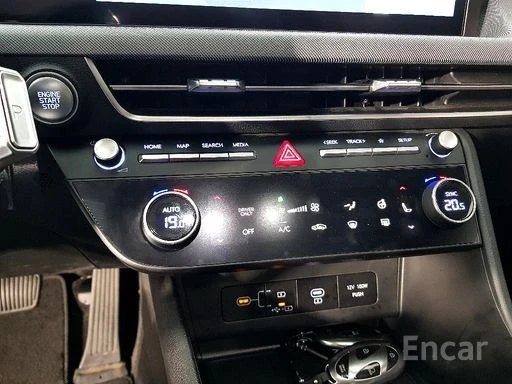 Hyundai Sonata HYBRID PREMIUM | ЗАДНА КАМЕРА | KEYLESS | , снимка 11 - Автомобили и джипове - 54087499