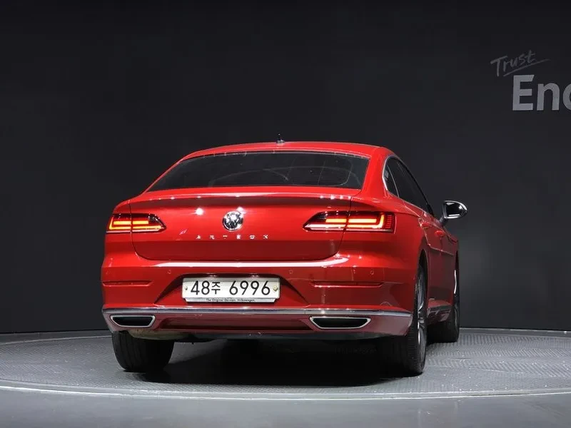 VW Arteon 2.0 TDI - САМО 30% АВАНС, снимка 4 - Автомобили и джипове - 55895277