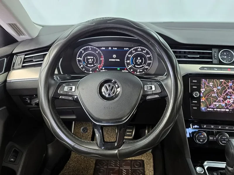VW Arteon 2.0 TDI - САМО 30% АВАНС, снимка 13 - Автомобили и джипове - 55895277