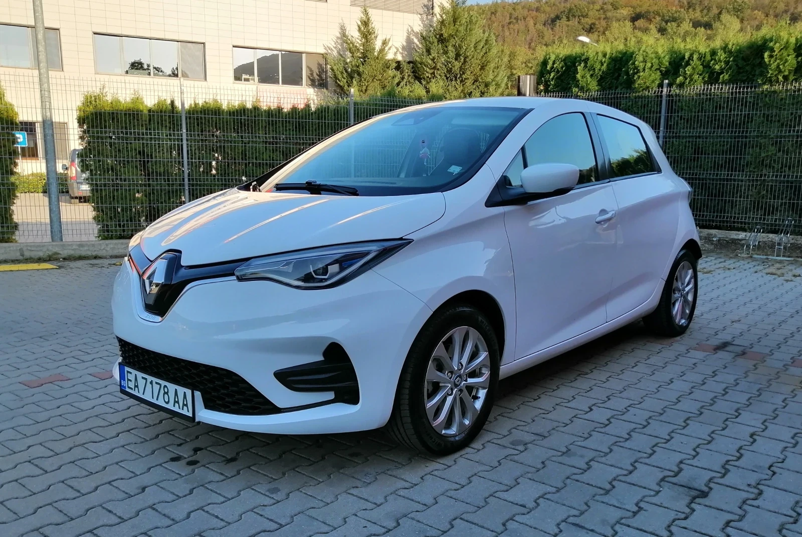 Renault Zoe 52KWH-ZEN-CCS2 - изображение 9