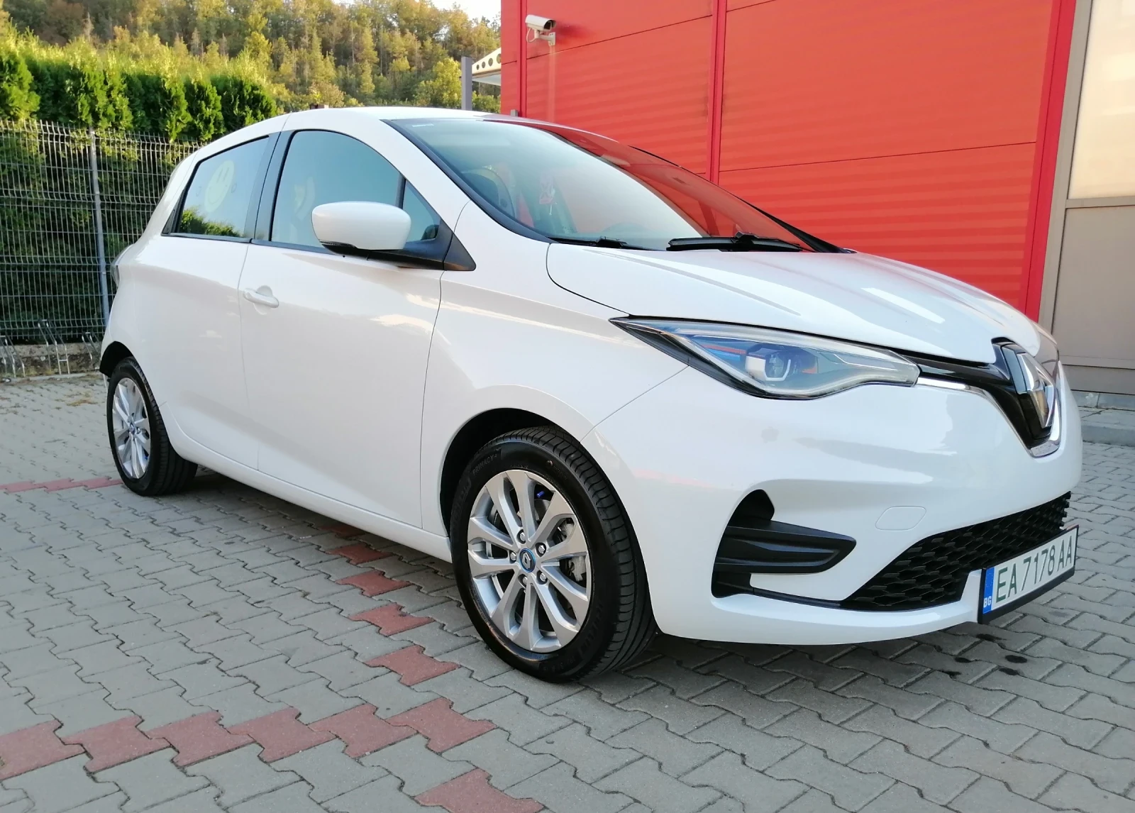 Renault Zoe 52KWH-ZEN-CCS2 - изображение 8