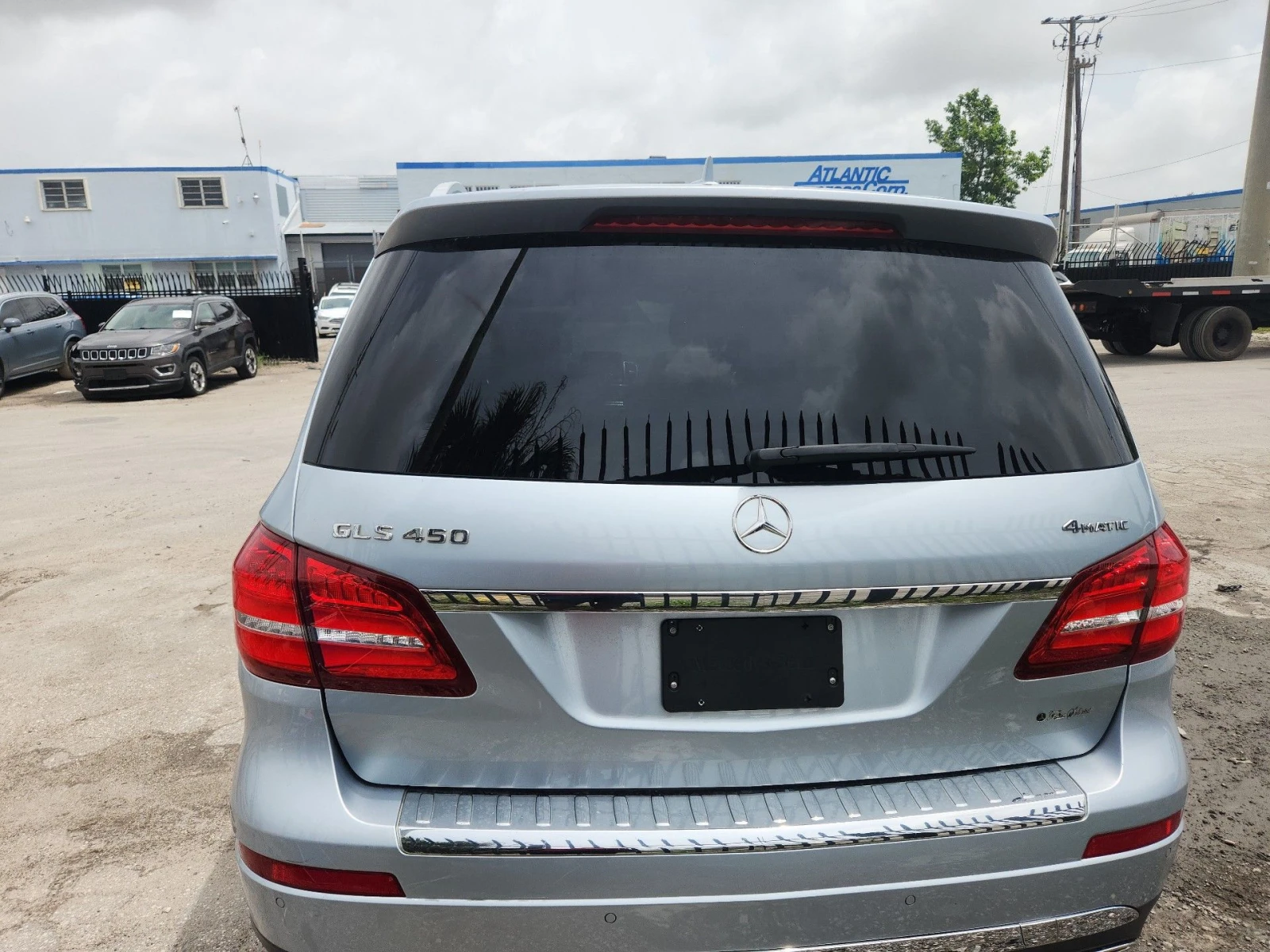Mercedes-Benz GLS 450  - изображение 7