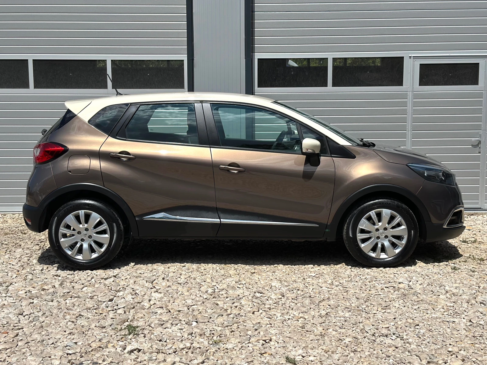 Renault Captur 1.5 dci 90кс car-play ТОП СЪСТОЯНИЕ - изображение 7