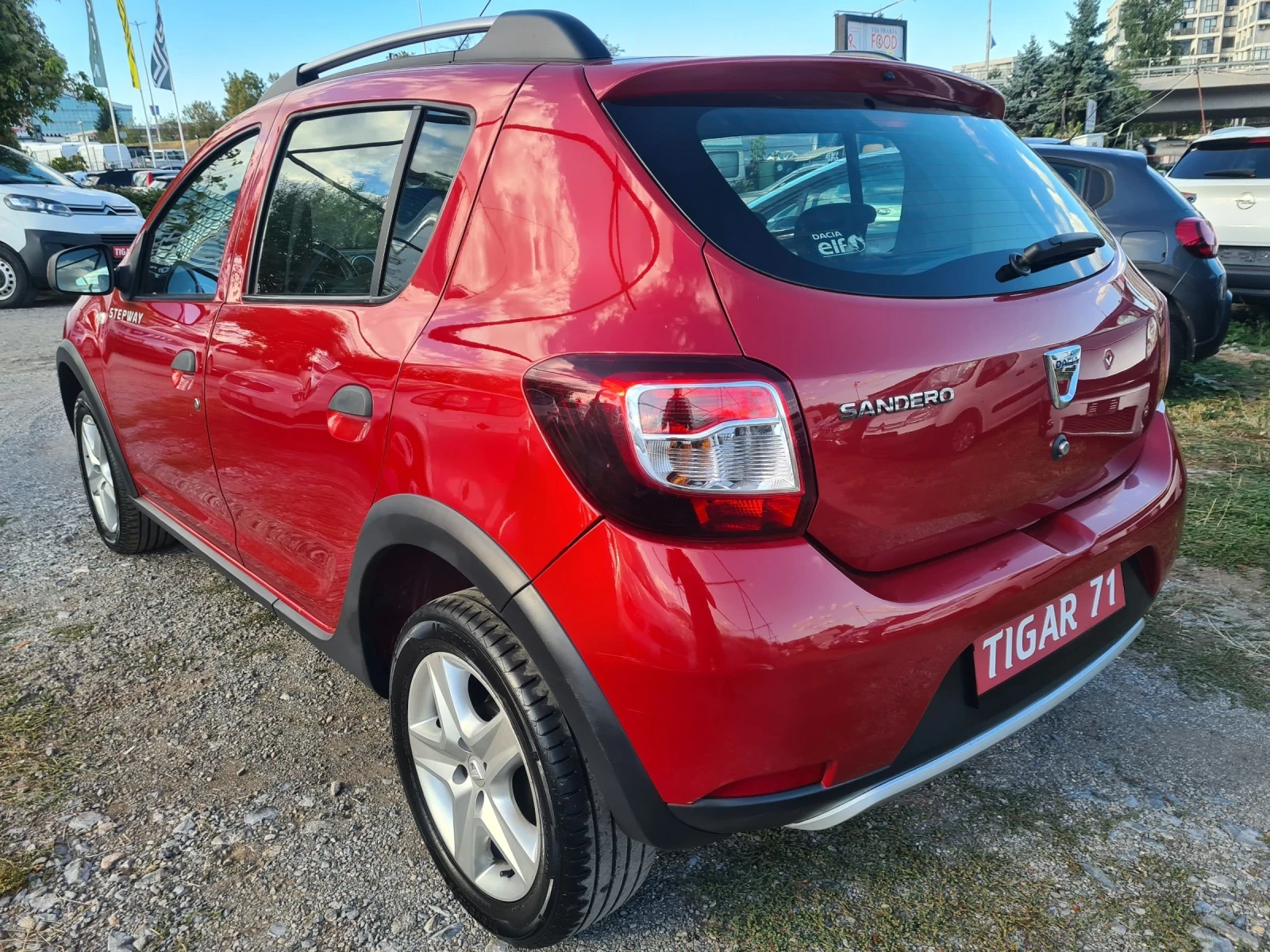 Dacia Sandero 1.5 DCi 90p.s - изображение 6