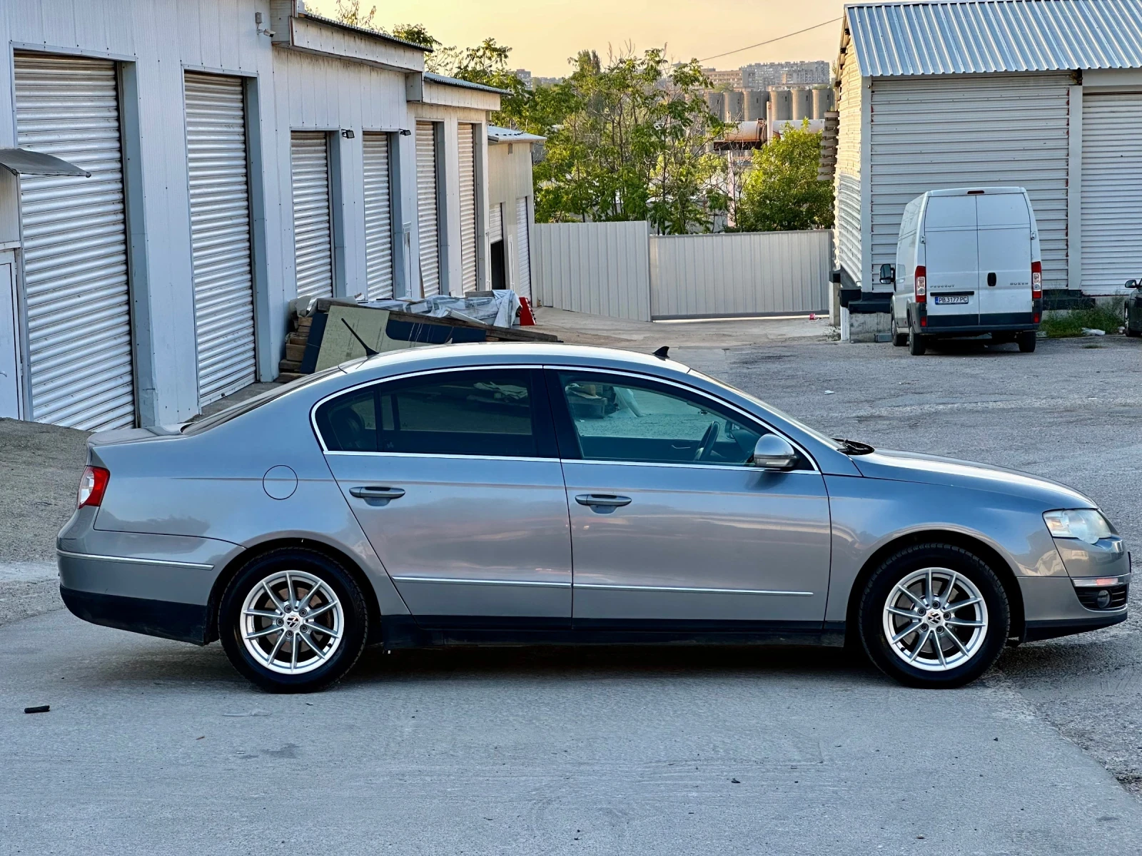 VW Passat  - изображение 5