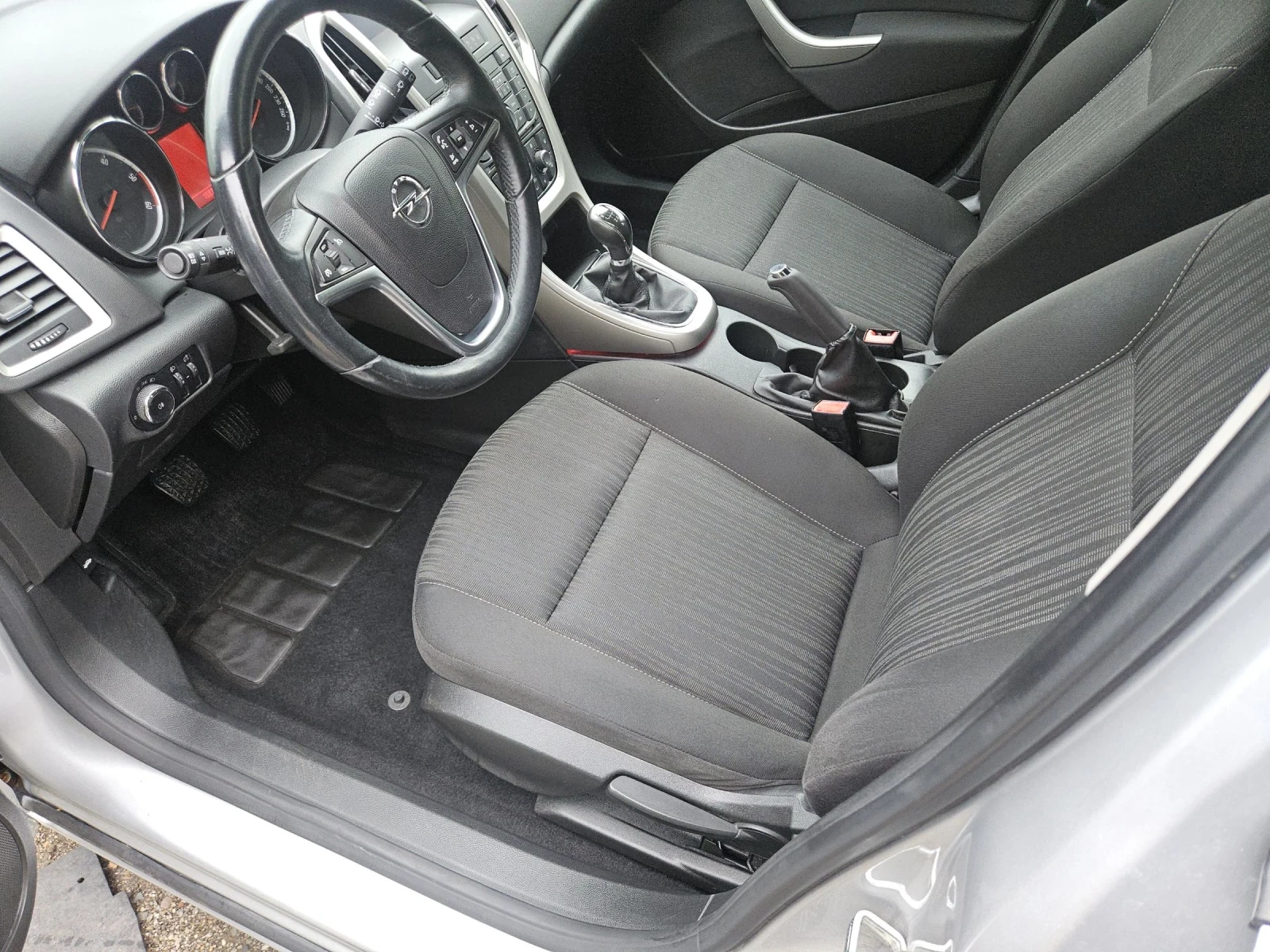 Opel Astra 1.3cdti | Mobile.bg — изображение 13