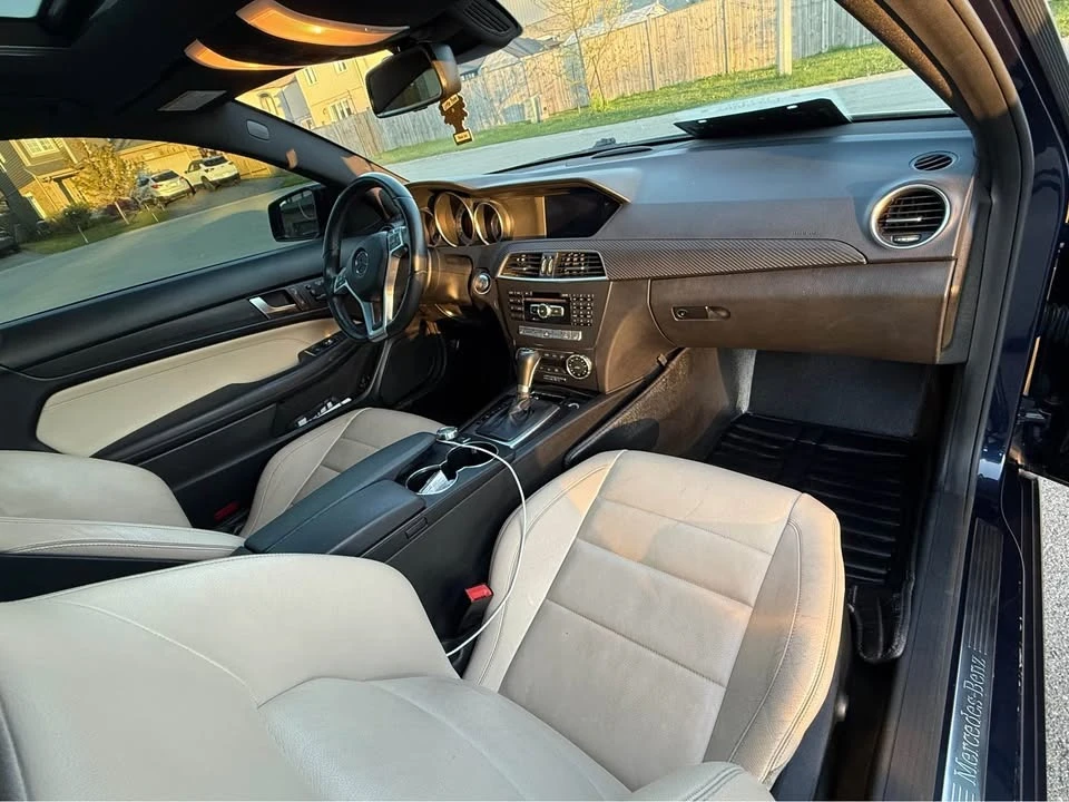 Mercedes-Benz C 350 * * CARFAX * * АВТО КРЕДИТ * *  - изображение 7