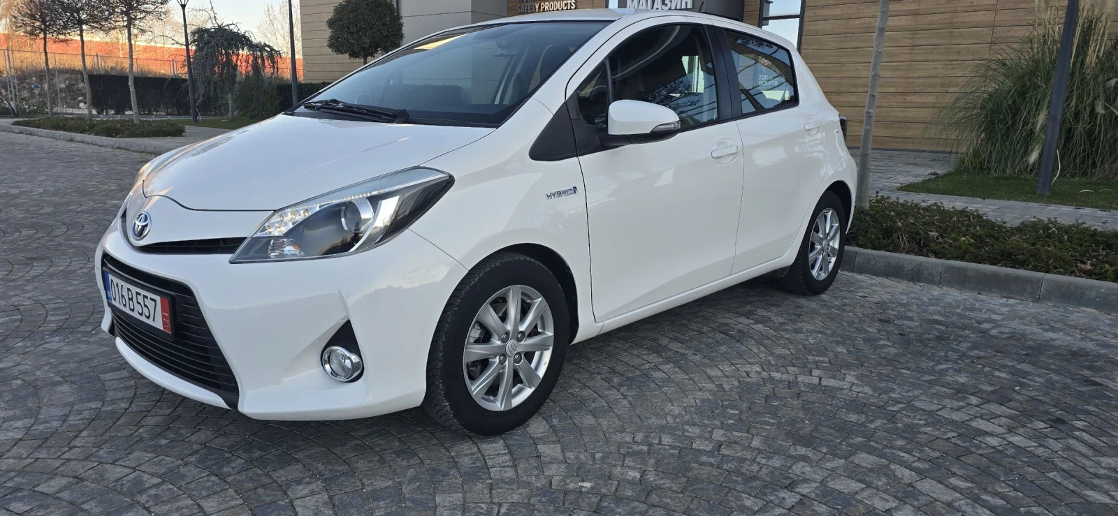 Toyota Yaris 1.5 HYBRID/������/������/������ | Mobile.bg � ����������� 3