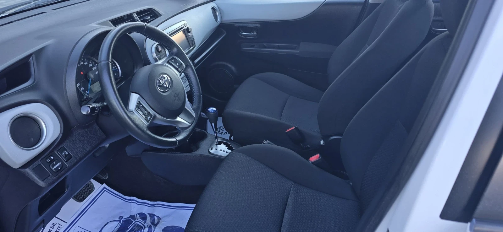 Toyota Yaris 1.5 HYBRID/������/������/������ | Mobile.bg � ����������� 11