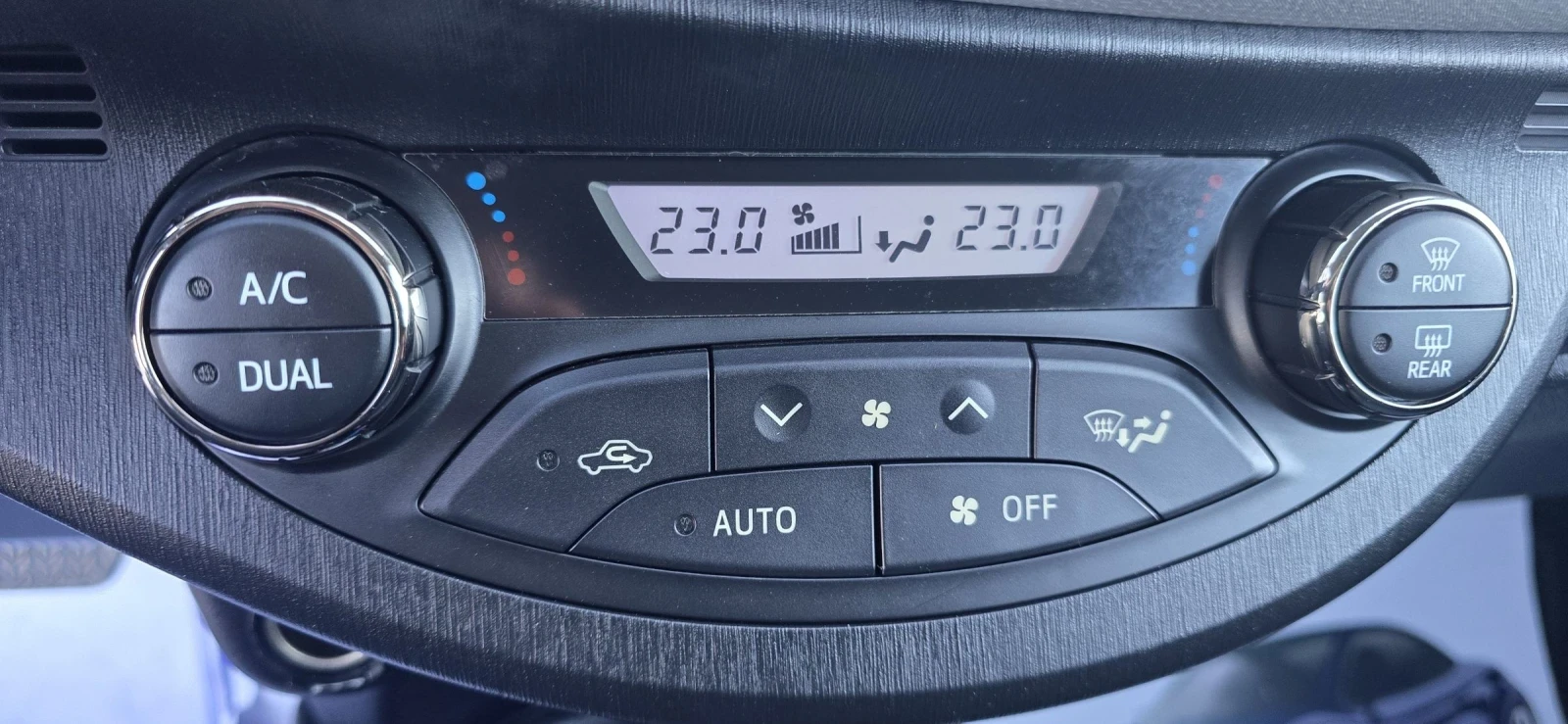 Toyota Yaris 1.5 HYBRID/������/������/������ | Mobile.bg � ����������� 14