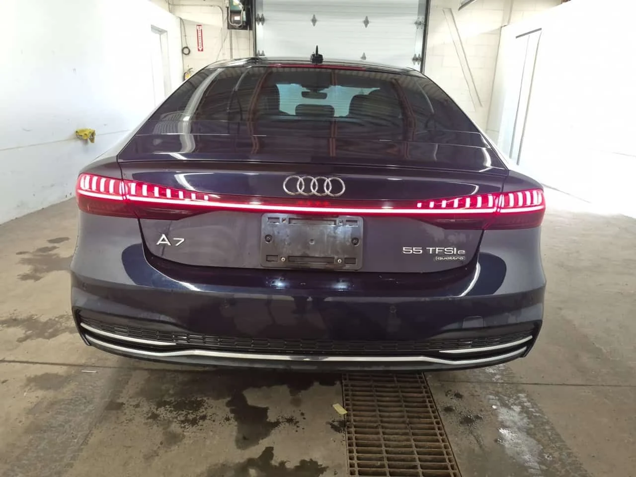 Audi A7 PHEV 55TFSIe S-Line Premium+ * ���� ���������� | Mobile.bg � ����������� 6