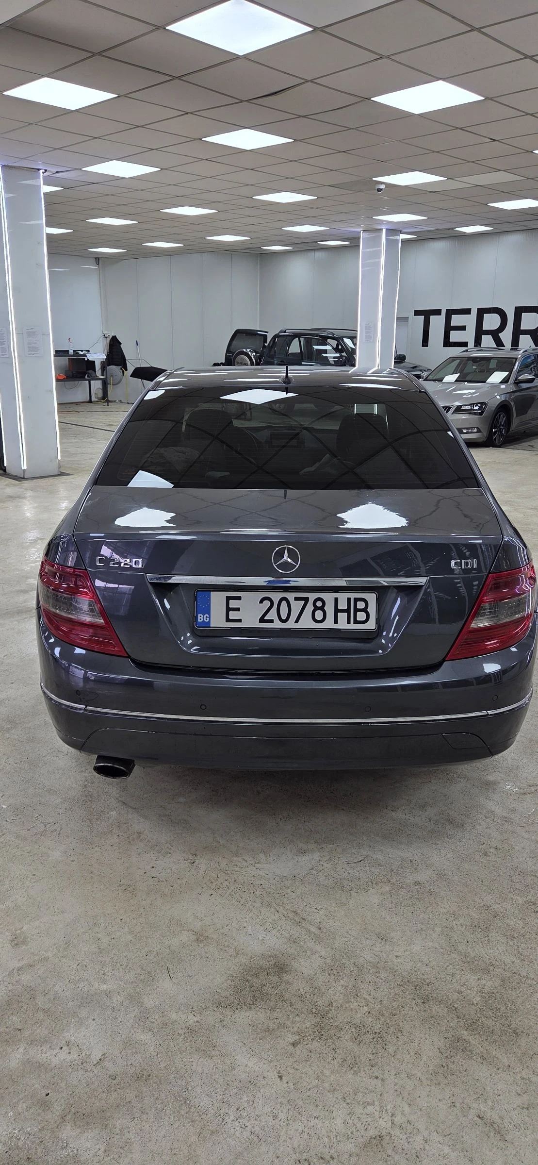 Mercedes-Benz C 220, снимка 6 - Автомобили и джипове - 53840549