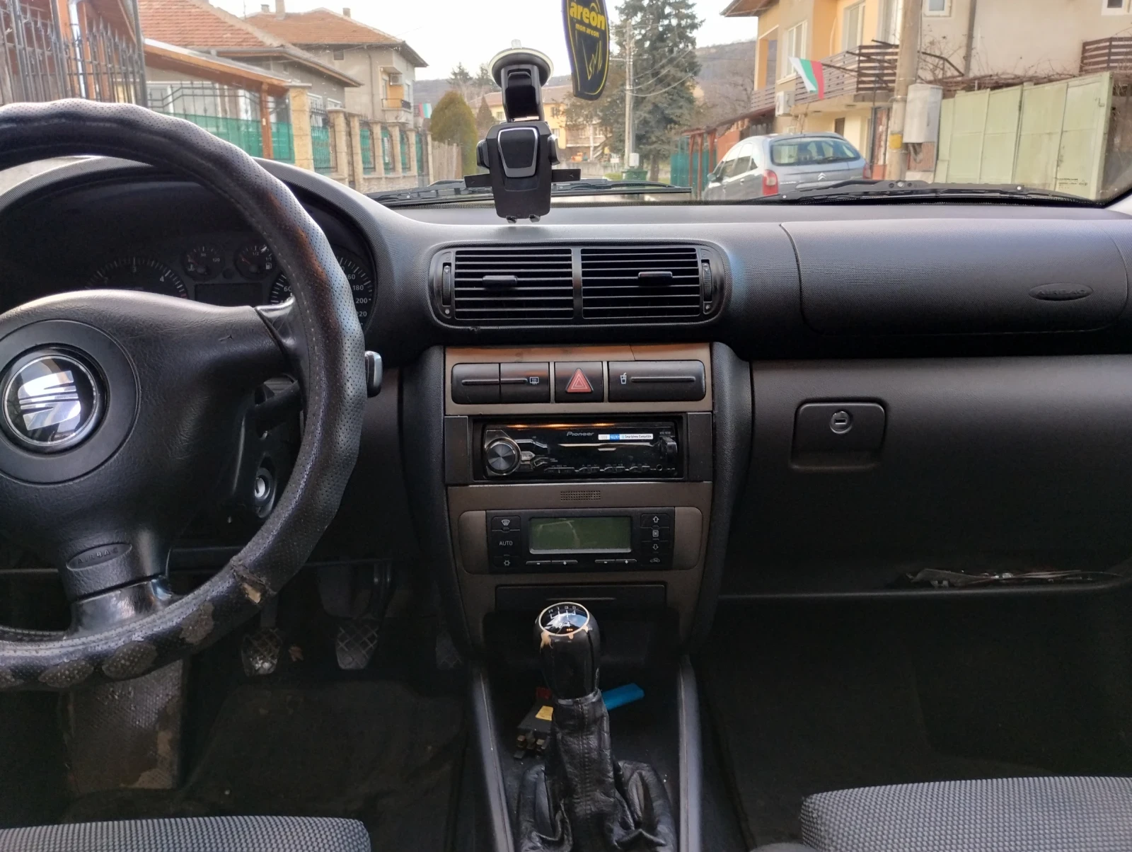 Seat Toledo 1.9, снимка 7 - Автомобили и джипове - 53939096