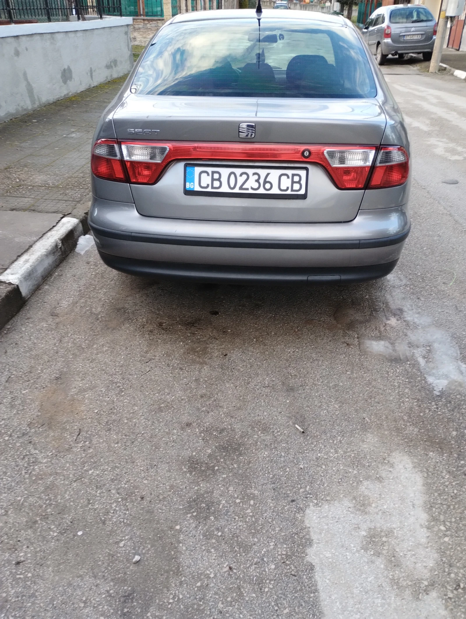 Seat Toledo 1.9, снимка 5 - Автомобили и джипове - 53939096