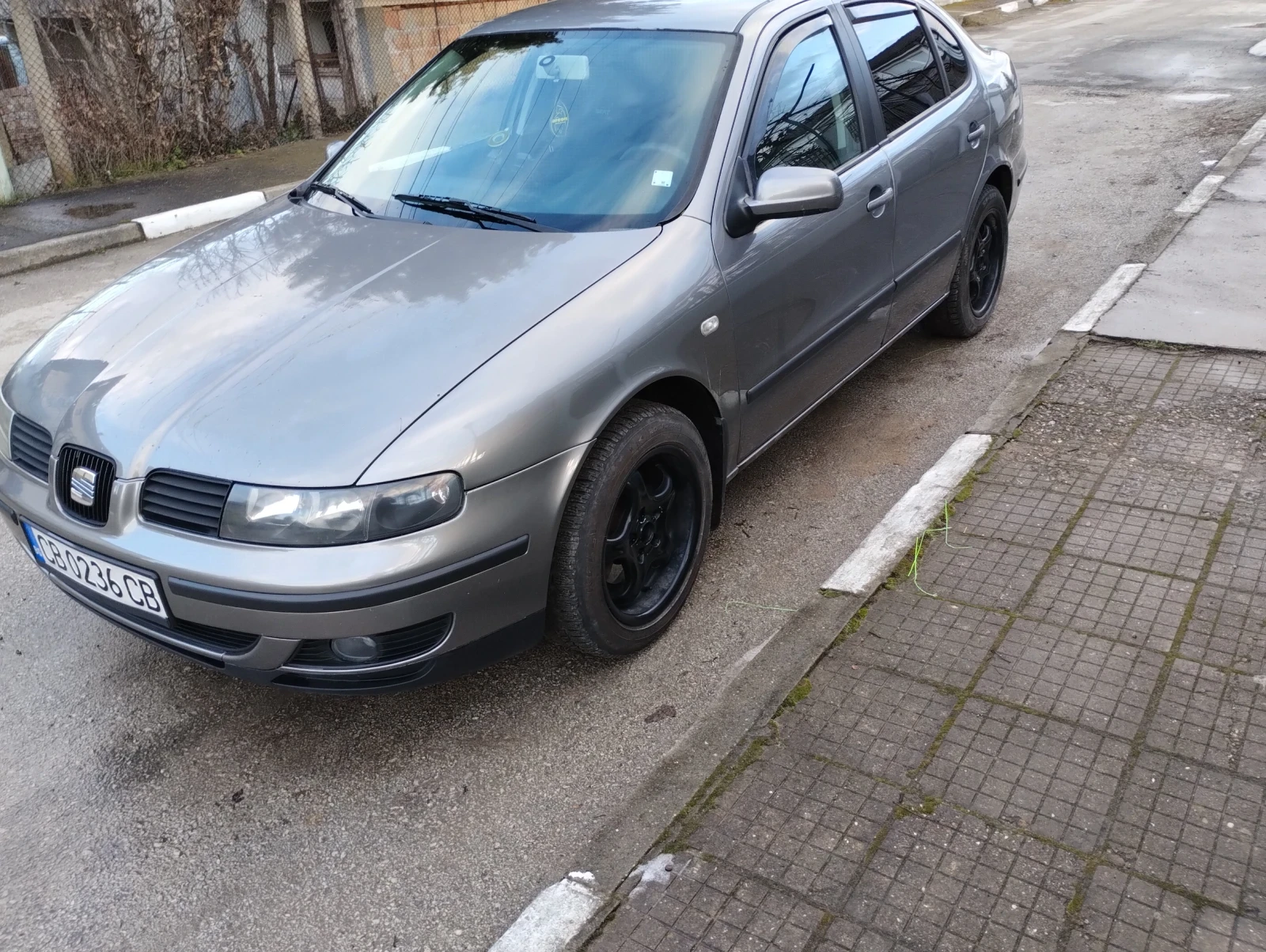 Seat Toledo 1.9, снимка 2 - Автомобили и джипове - 53939096