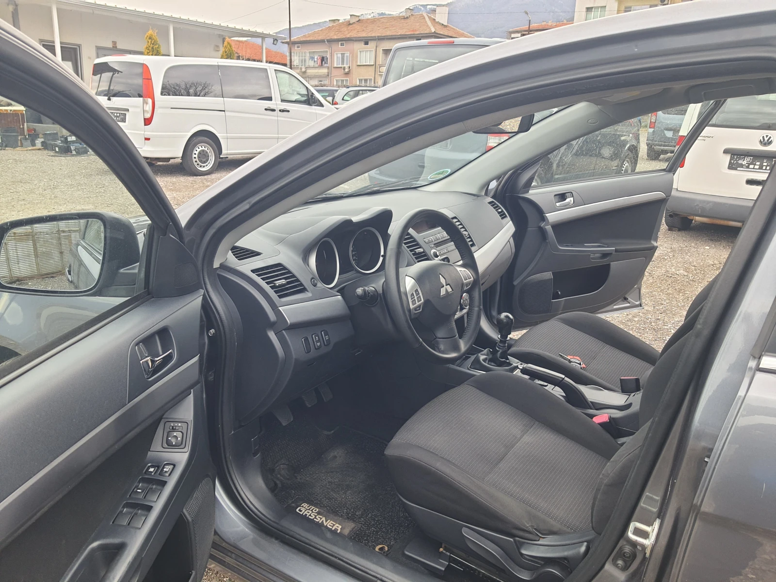 Mitsubishi Lancer 1.8-150к.с., снимка 12 - Автомобили и джипове - 54033221