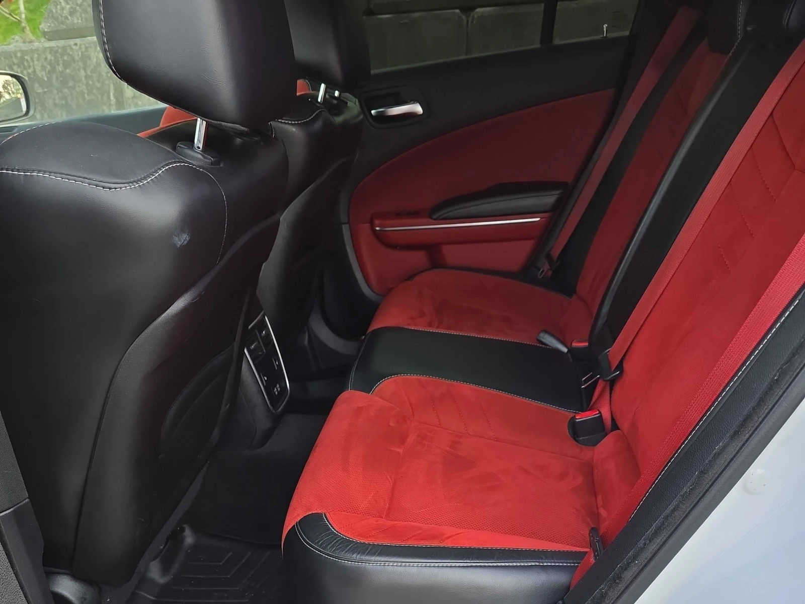 Dodge Charger SRT 392 * ШИБИДАХ * CARFAX * , снимка 10 - Автомобили и джипове - 54254359