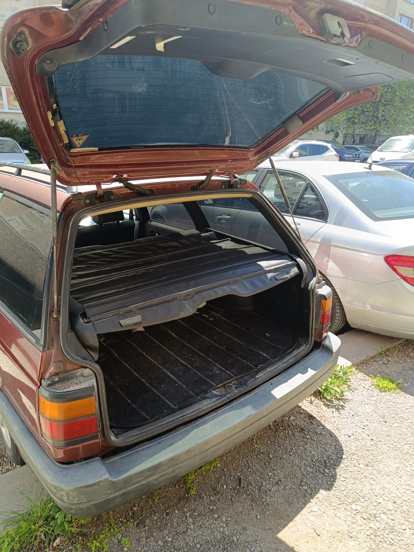 VW Passat 1.8 бензин газ, снимка 5 - Автомобили и джипове - 54319479