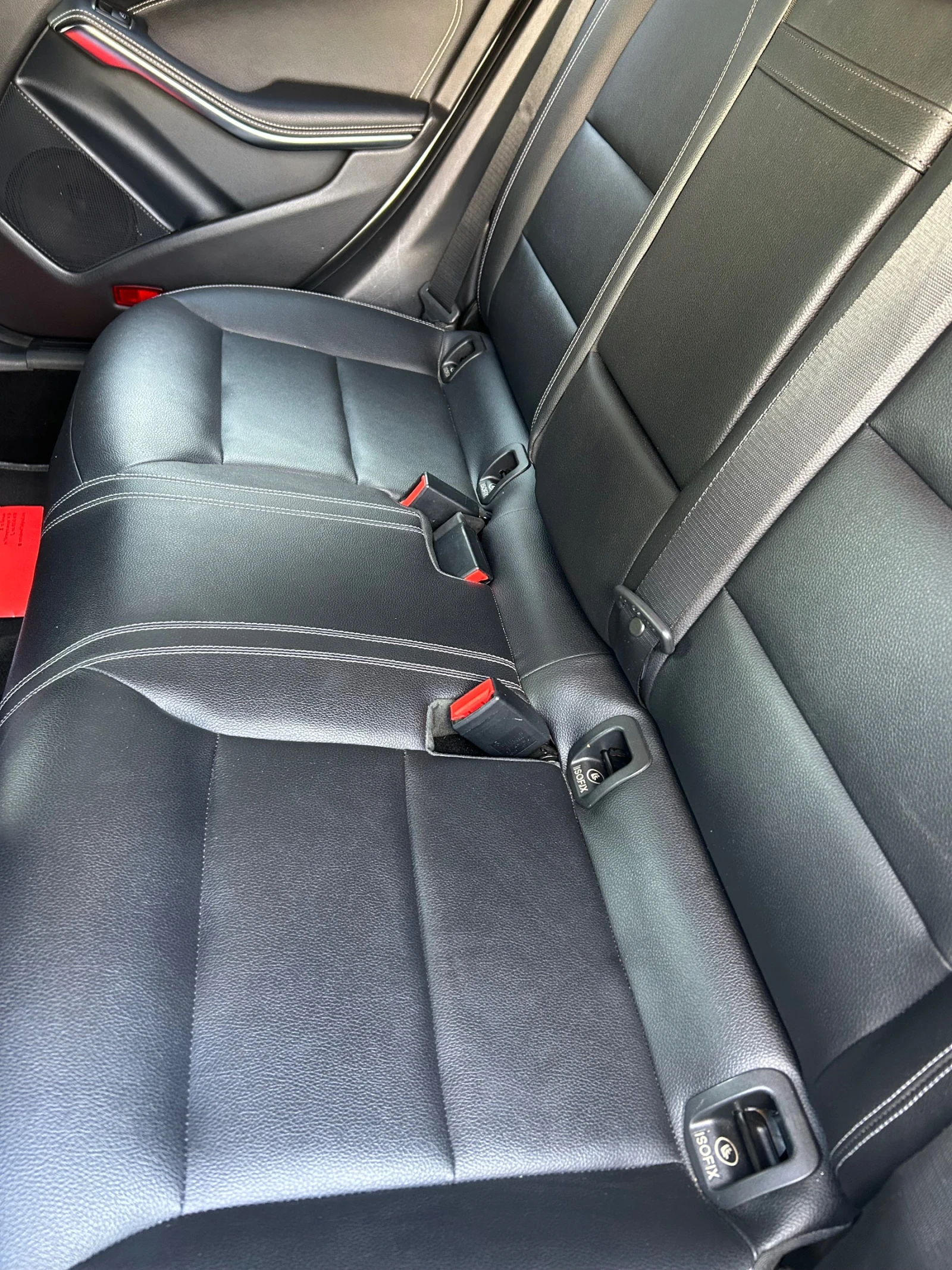 Mercedes-Benz CLA 250, снимка 10 - Автомобили и джипове - 54610405