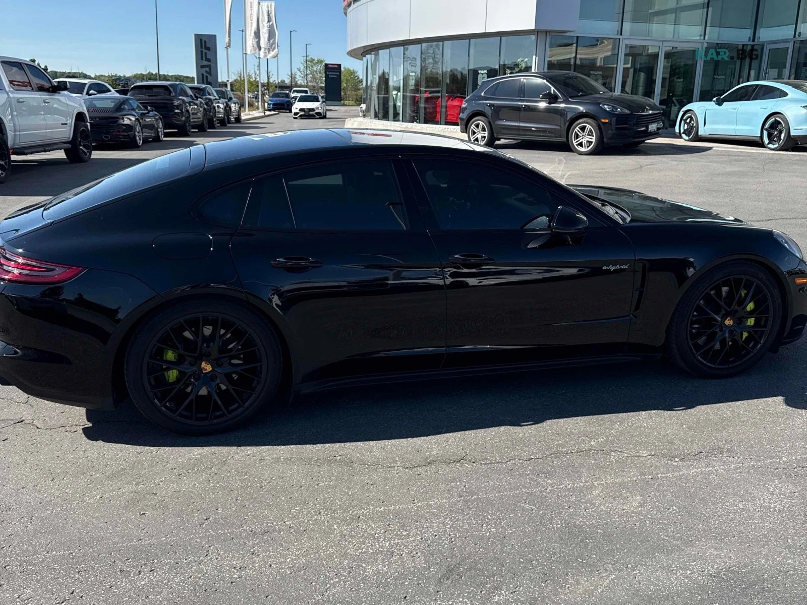 Porsche Panamera 4 * E-Hybrid * AWD * АвтоКредит* (ЦЕНА ДО БГ), снимка 4 - Автомобили и джипове - 54731682
