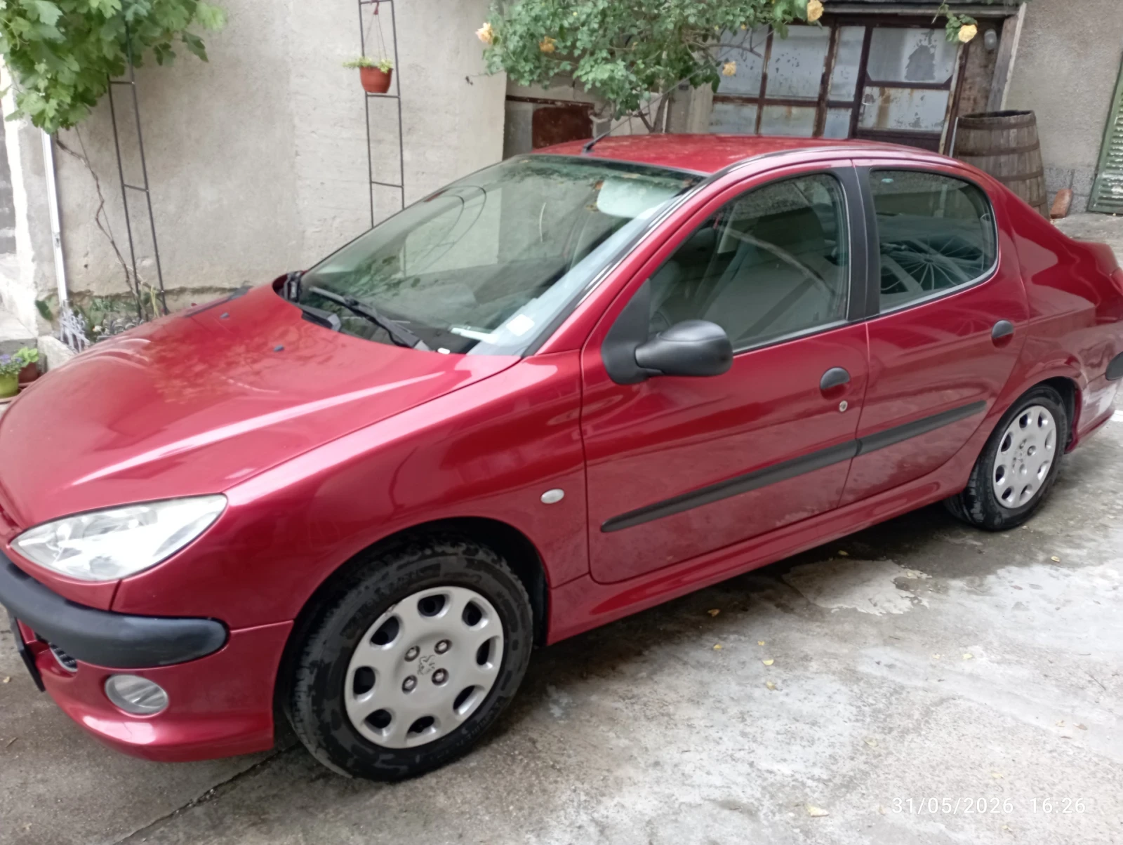 Peugeot 206 Лек, снимка 3 - Автомобили и джипове - 54740678