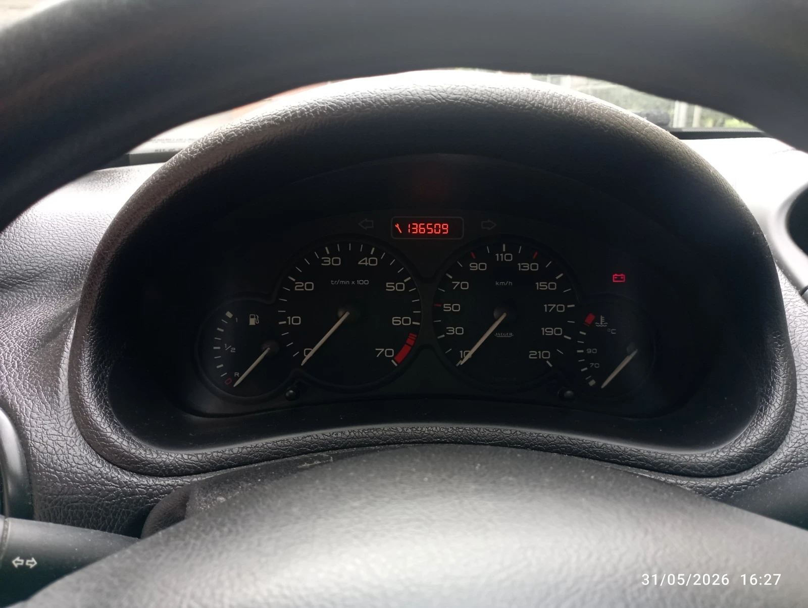 Peugeot 206 Лек, снимка 8 - Автомобили и джипове - 54740678