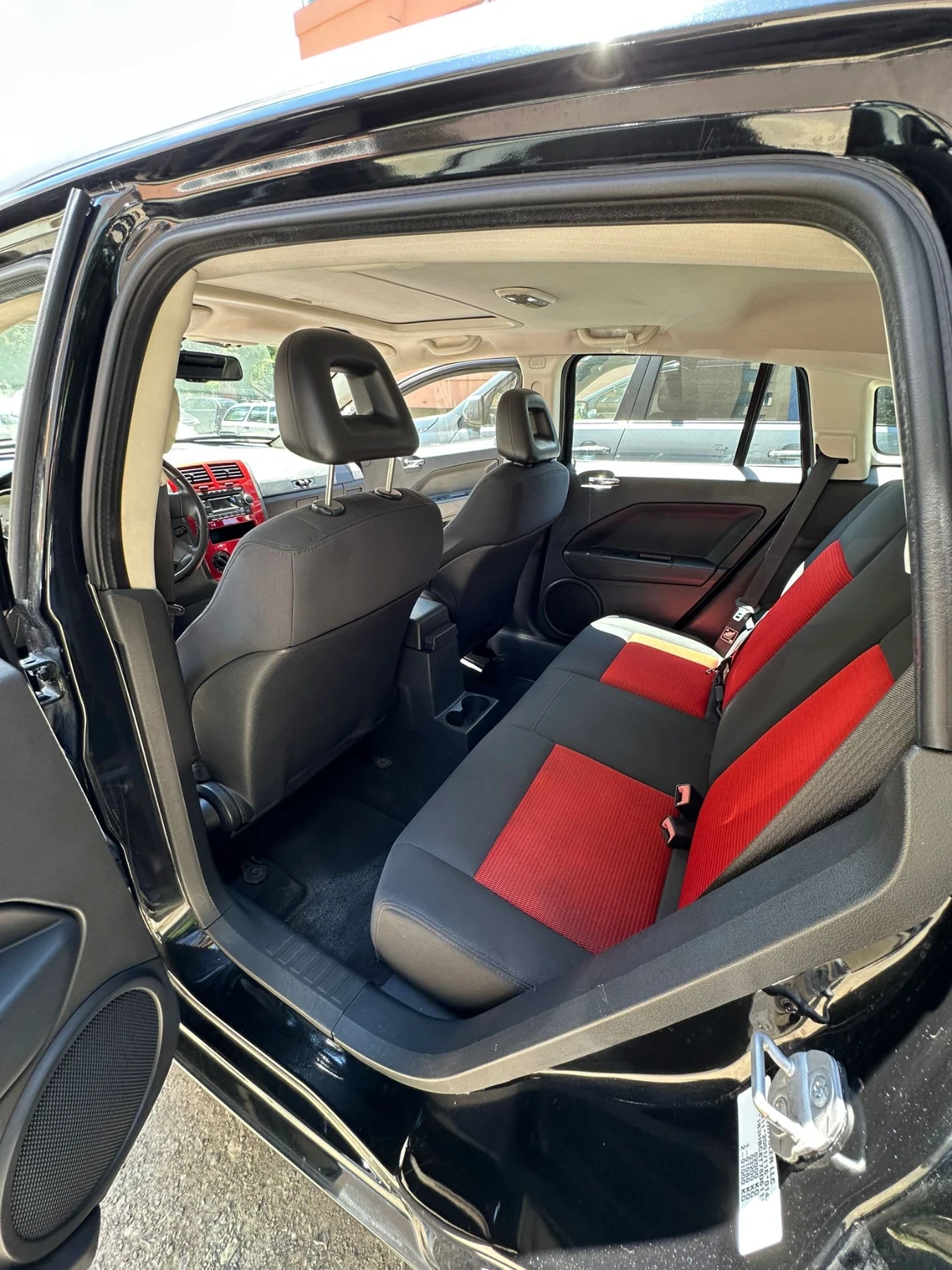 Dodge Caliber | Mobile.bg � ����������� 10