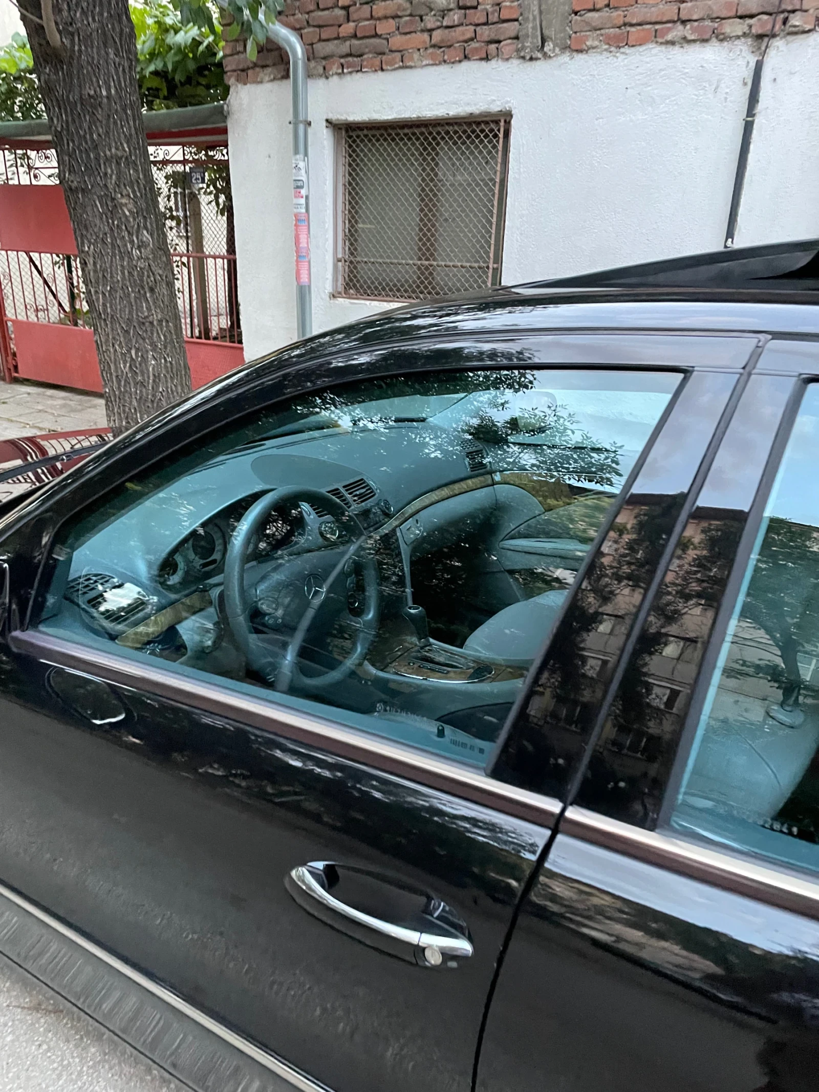 Mercedes-Benz E 320, снимка 14 - Автомобили и джипове - 54858684