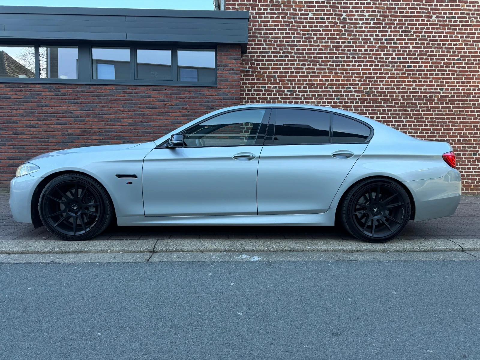 BMW 535 Facelift , снимка 4 - Автомобили и джипове - 55437599