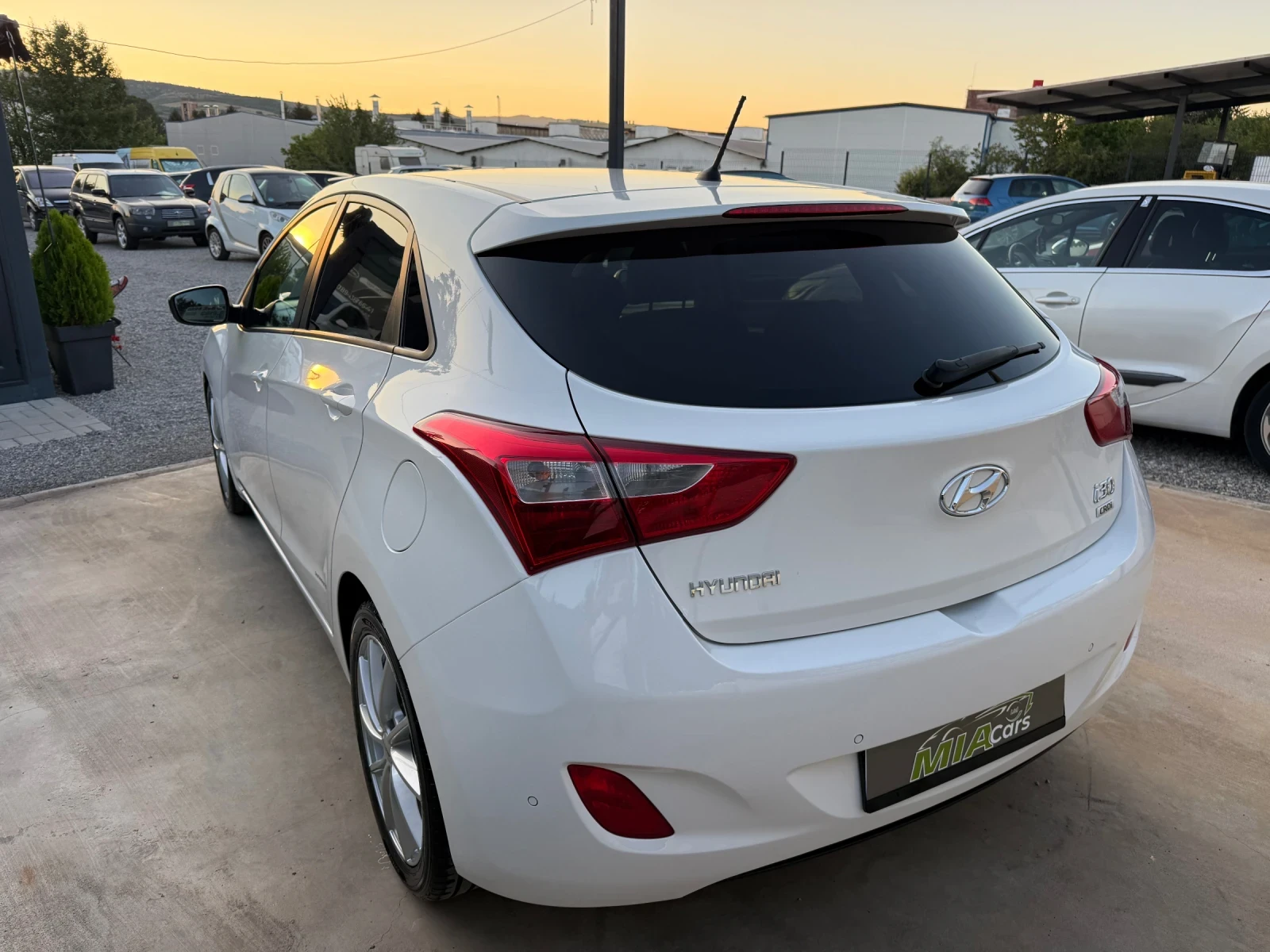 Hyundai I30 1.4CRDI* 90К.С* EURO5* 127.500km-ORIGINAL* NEW, снимка 3 - Автомобили и джипове - 55729425