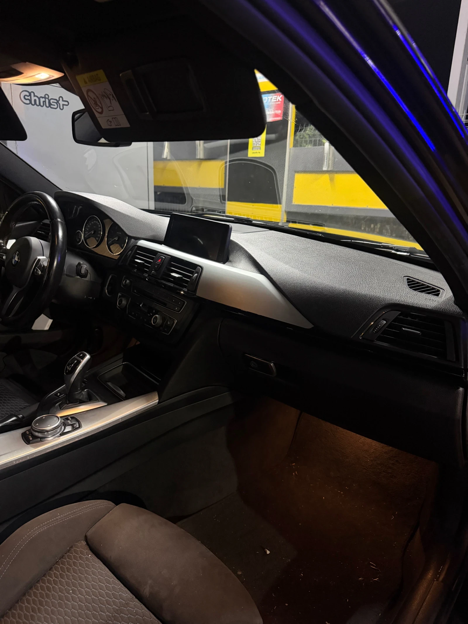 BMW 335 F31 335D, снимка 16 - Автомобили и джипове - 56239642