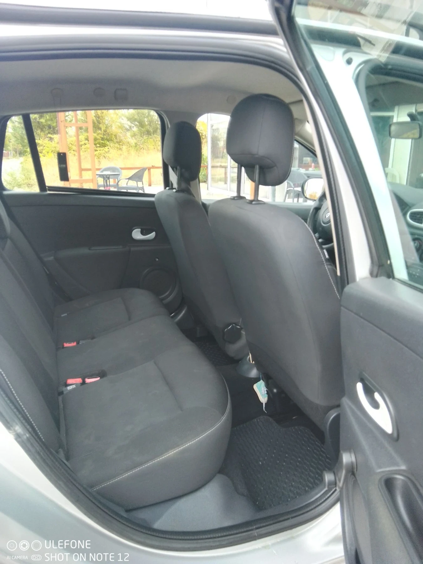 Renault Clio Grandtour 1.2tce, снимка 9 - Автомобили и джипове - 56461159