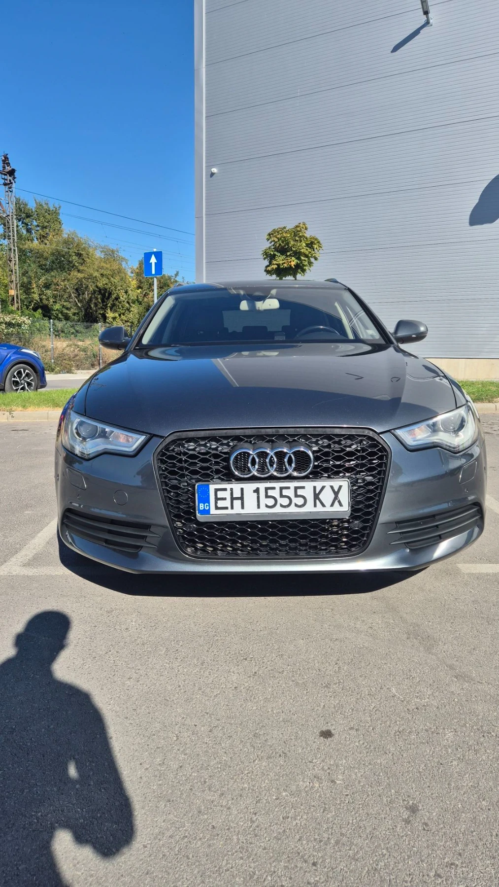 Audi A6 RS exterior