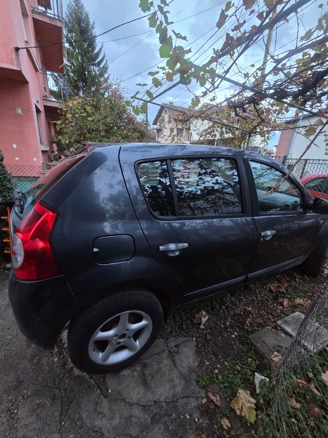 Dacia Sandero, снимка 6 - Автомобили и джипове - 56616806