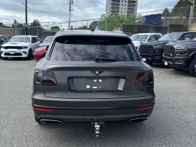 Bentley Bentayga * W12 SINATURE * ГЛАВНО ПРЕДСТАВИТЕЛСТВО* , снимка 5