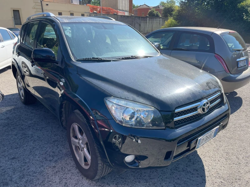 Toyota Rav4 2.2 d-cat-55 броя!!!, снимка 2 - Автомобили и джипове - 46929369