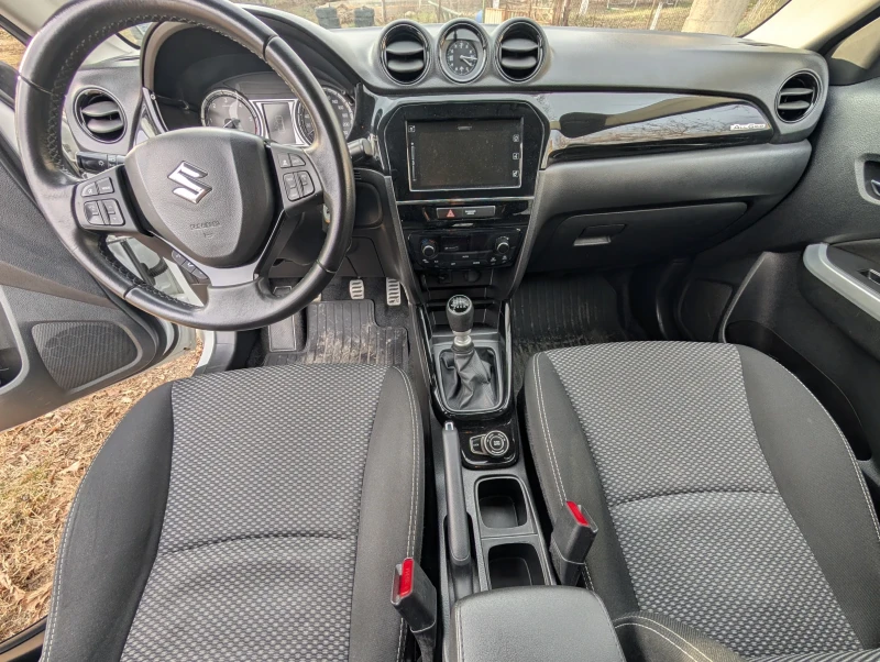 Suzuki Vitara, снимка 5 - Автомобили и джипове - 48931418