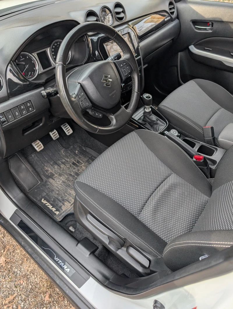 Suzuki Vitara, снимка 4 - Автомобили и джипове - 48931418