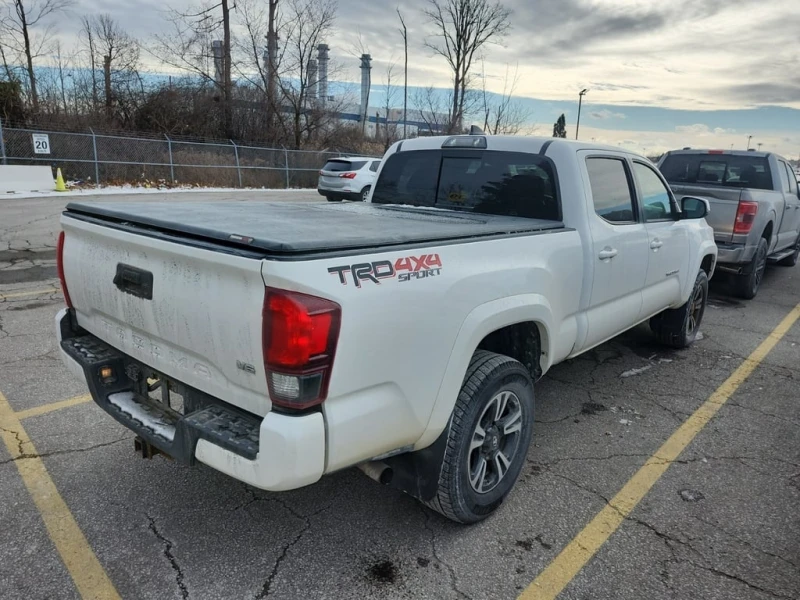 Toyota Tacoma * SR5 CREW CAB LONG BED * CARFAX * БЕЗ ПЪРВОНАЧАЛН, снимка 3 - Автомобили и джипове - 52701741