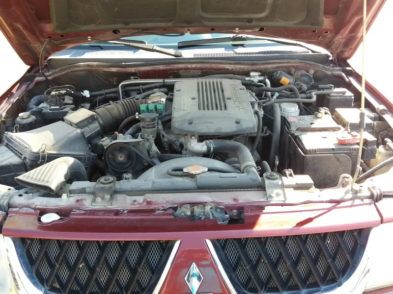 Mitsubishi Pajero sport, снимка 7 - Автомобили и джипове - 52859327