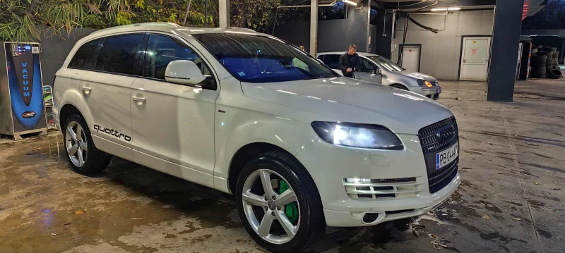 Audi Q7, снимка 4 - Автомобили и джипове - 52927296