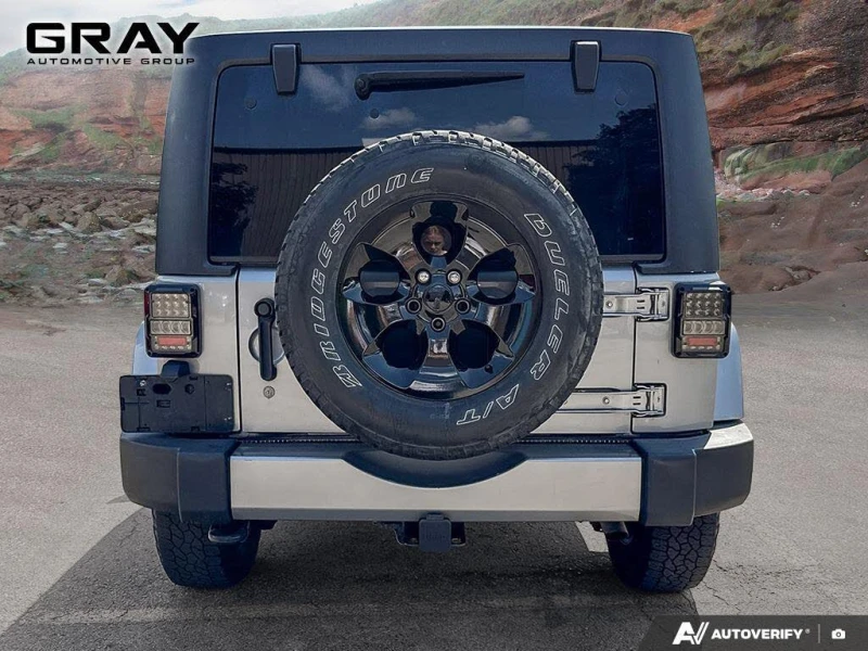 Jeep Wrangler * Unlimited Sahara 4WDАвтоКреди* (ЦЕНА ДО БГ), снимка 4 - Автомобили и джипове - 52980315