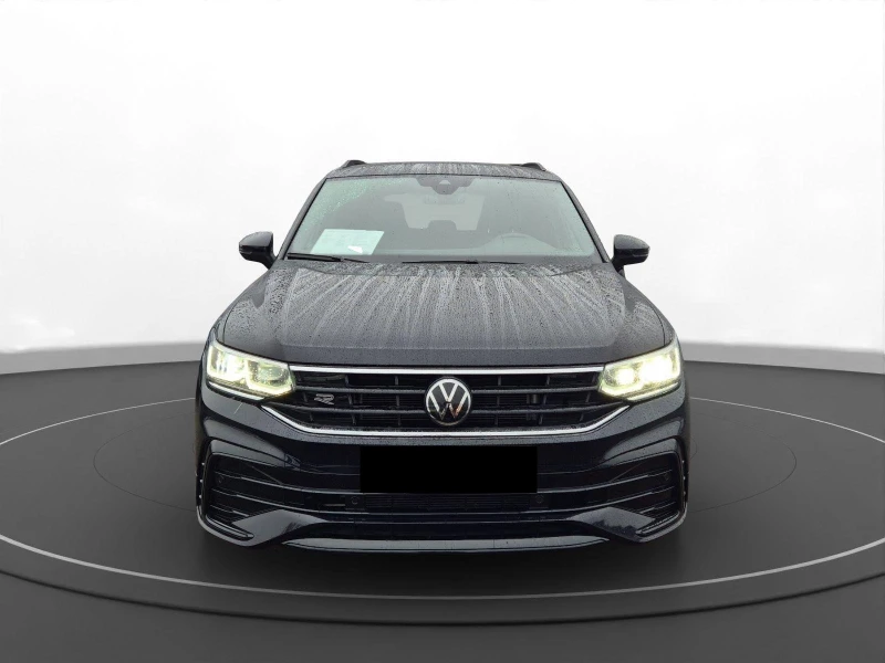 VW Tiguan 2.0TDI* DSG* R-LINE* NIGHT* DISTR* LED* NAVI* , снимка 2 - Автомобили и джипове - 53121309