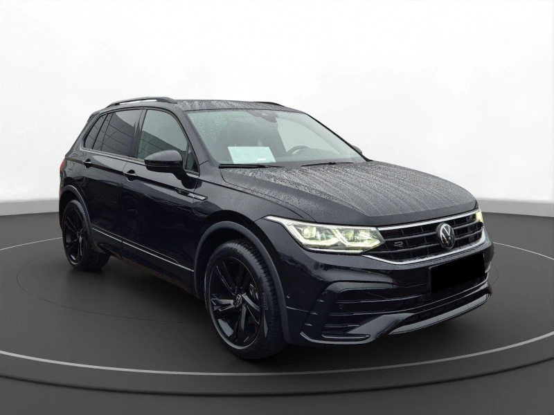 VW Tiguan 2.0TDI* DSG* R-LINE* NIGHT* DISTR* LED* NAVI* , снимка 3 - Автомобили и джипове - 53121309