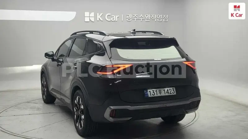 Kia Sportage 1.6 / ОБДУХВАНЕ / 360 / ПАНОРАМА/ВКЛЮЧЕН ТЕХНОТЕСТ, снимка 3 - Автомобили и джипове - 54211324