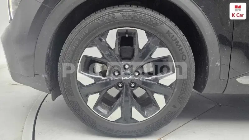 Kia Sportage 1.6 / ОБДУХВАНЕ / 360 / ПАНОРАМА/ВКЛЮЧЕН ТЕХНОТЕСТ, снимка 12 - Автомобили и джипове - 54211324