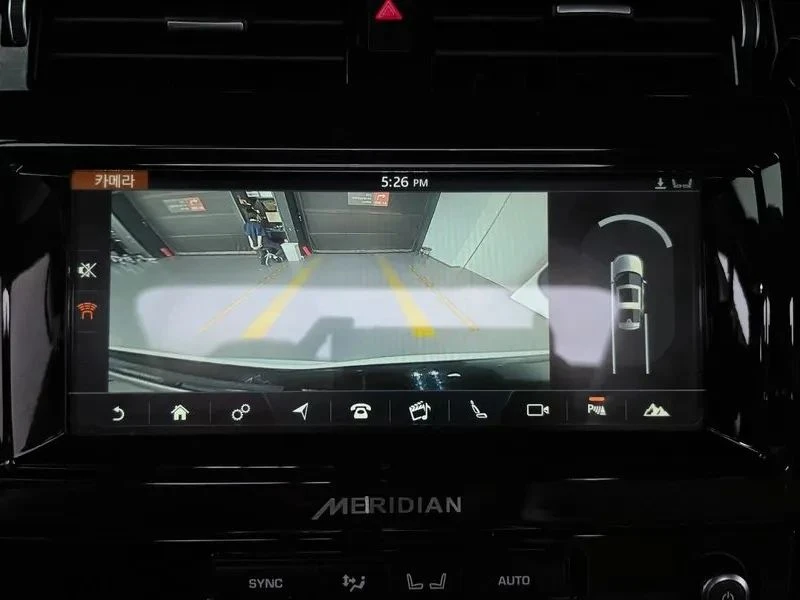 Land Rover Discovery, снимка 14 - Автомобили и джипове - 56736975