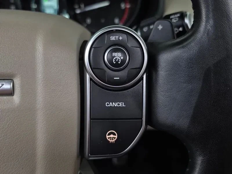Land Rover Discovery, снимка 15 - Автомобили и джипове - 56736975